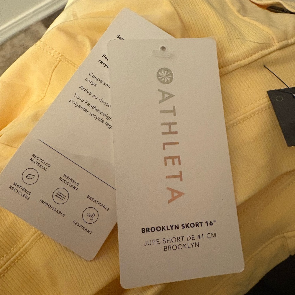 Athleta Brooklyn Light Pale Yellow Pull On Pocket Skort Short 16” - Picture 6 of 6